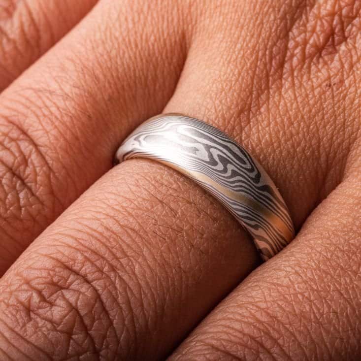 Tapered Mokume Twist Pattern Band with Gold Stratum - Image 5