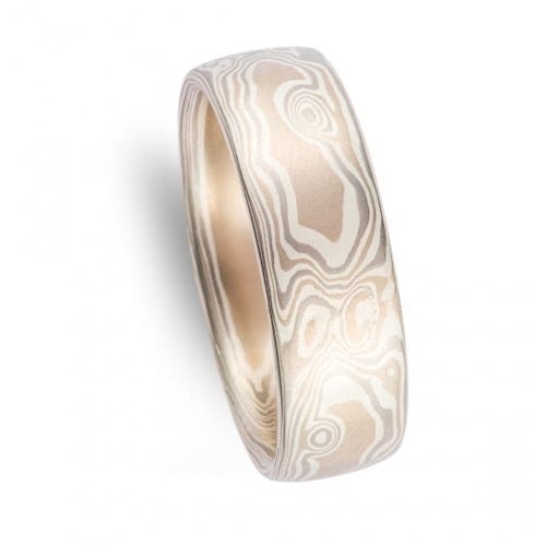 Classic Mokume Woodgrain Patterned Wedding Band - Image 4