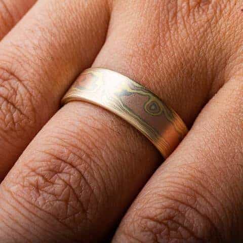 Radiant All Gold Mokume Wedding Band in Flat Profile - Image 5