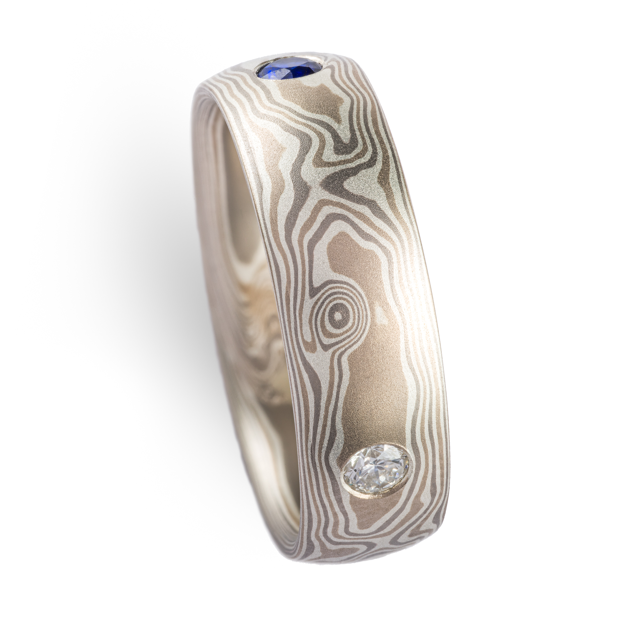 Elegant Mokume Gane Wedding Ring with Sapphires - Image 4